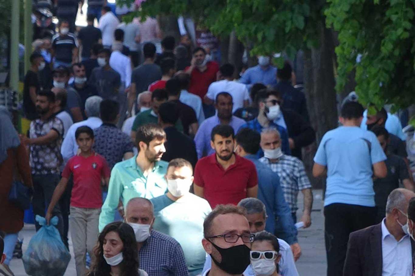 Tedbirlerin erken gevşetilmesi Siirt'te vaka sayılarında artışa neden oldu